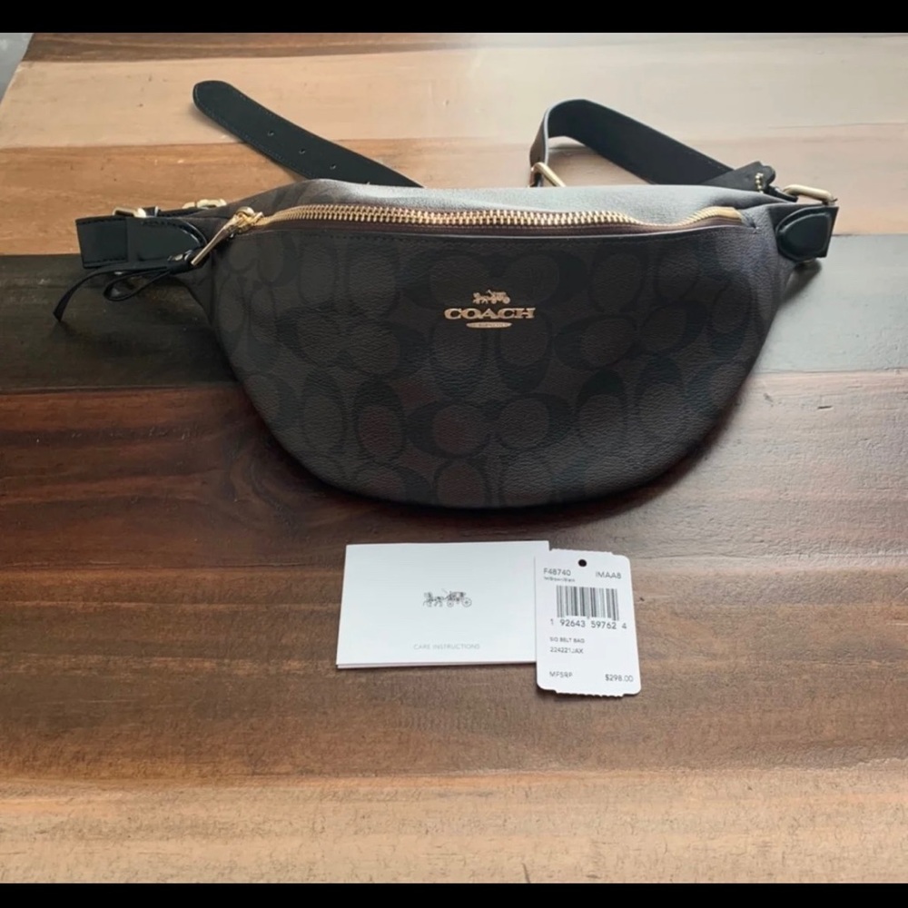 Coach women’s fannypack